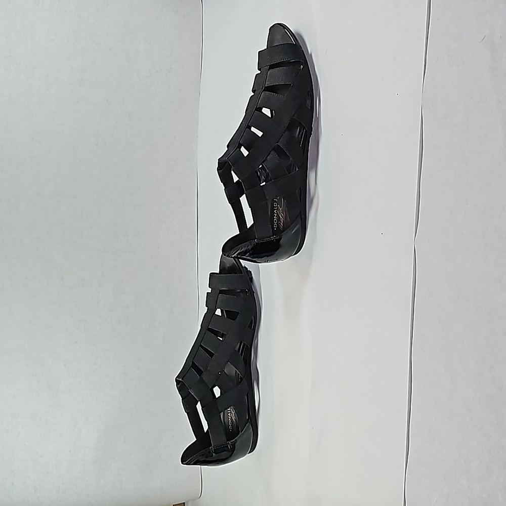 Donald J Pliner Estee A05 Black Elastic Antique Patent